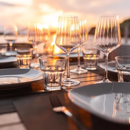 Hausboote Am Lankenauer Hoeft Botel