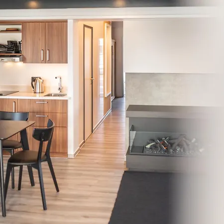 Hotel en barco Hausboote Am Lankenauer Hoeft *