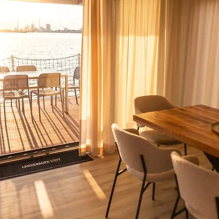 Hausboote Am Lankenauer Hoeft *