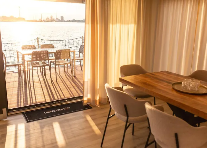 Hausboote Am Lankenauer Hoeft *